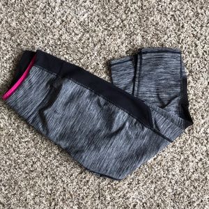 Black and Gray Cropped Leggings
